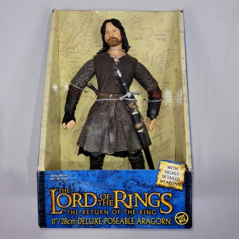Lord of the Rings Return King 11\" Deluxe Aragorn Figure Toy Biz