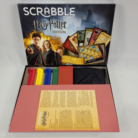 Harry Potter Scrabble 2016 Game by Mattel C8