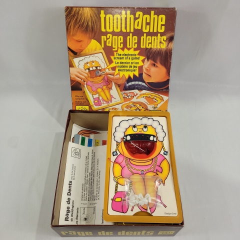 Toothache Vintage 1979 Game by Waddingtons C8