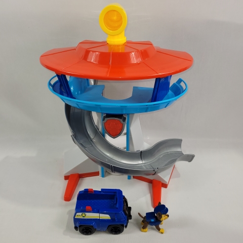 Paw Patrol Lookout Playset with Chase by Spin Master C7